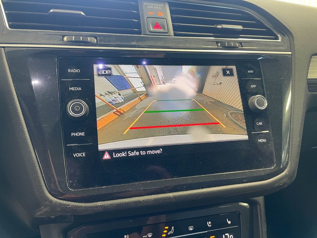 2022 Volkswagen Tiguan in St-Jérôme, Quebec - 17 - w1024h768px