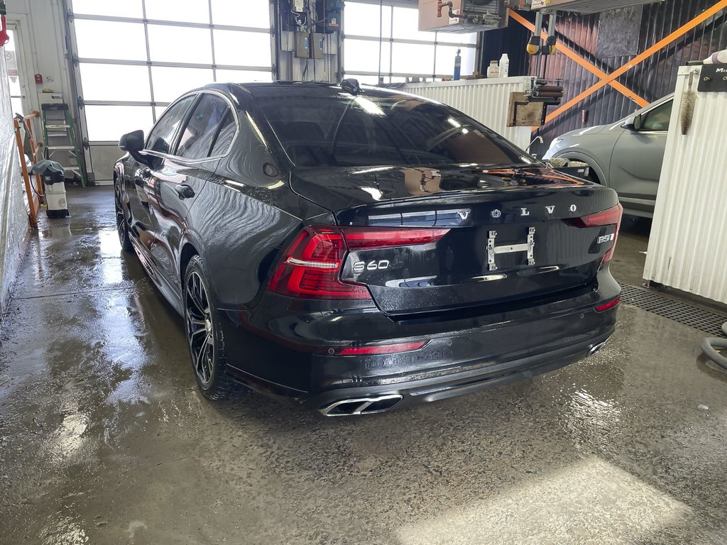 2022 Volvo S60 in St-Jérôme, Quebec - 6 - w1024h768px