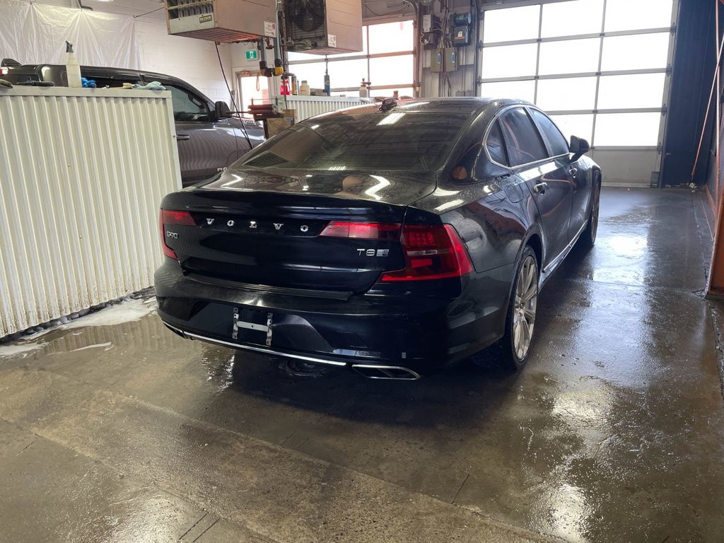 2018 Volvo S90 in St-Jérôme, Quebec - 9 - w1024h768px
