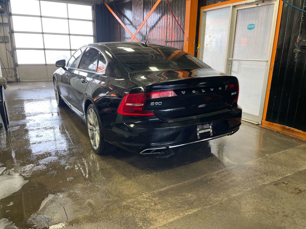 2018 Volvo S90 in St-Jérôme, Quebec - 6 - w1024h768px