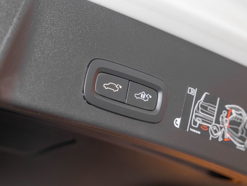 Volvo XC40  2020 à St-Jérôme, Québec - 32 - w1024h768px