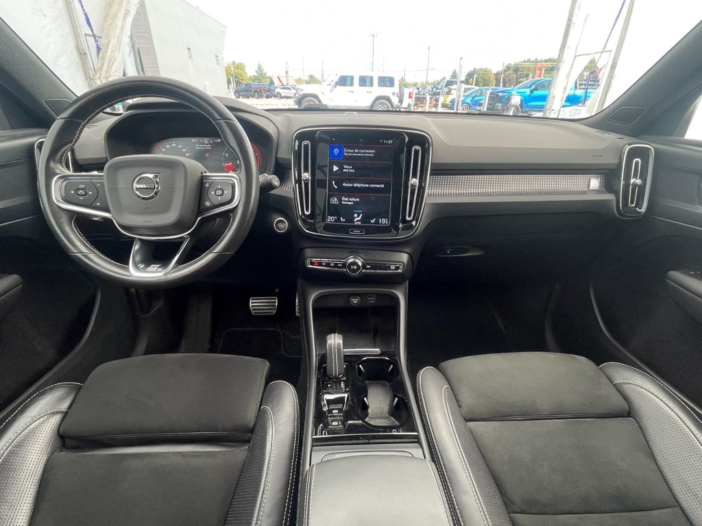 2020 Volvo XC40 in St-Jérôme, Quebec - 12 - w1024h768px