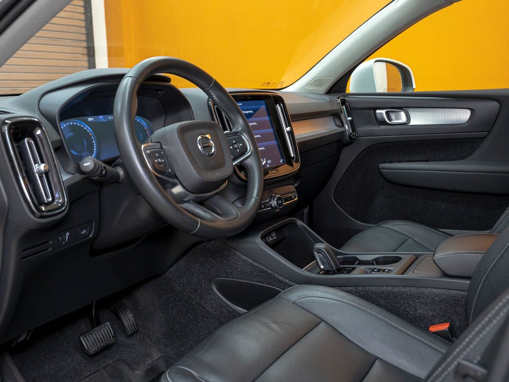 Volvo XC40  2021 à St-Jérôme, Québec - 2 - w1024h768px