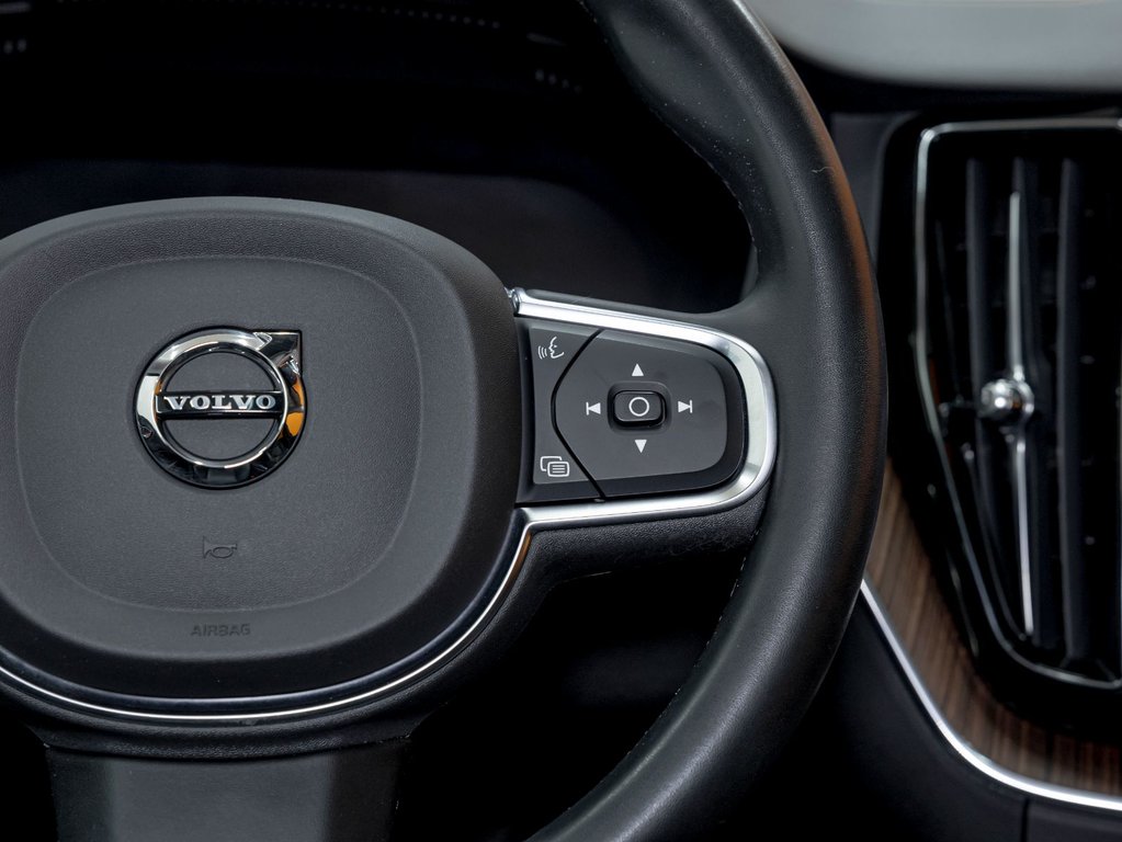 2022 Volvo XC60 Recharge in St-Jérôme, Quebec - 16 - w1024h768px
