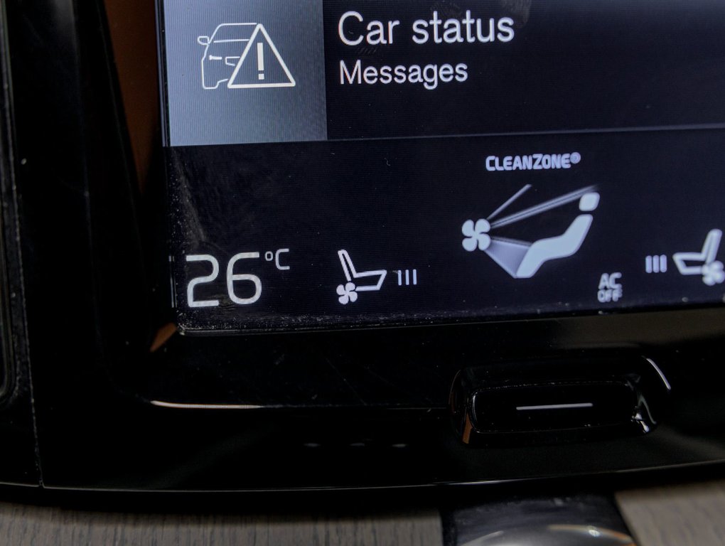 Volvo XC60  2018 à St-Jérôme, Québec - 14 - w1024h768px