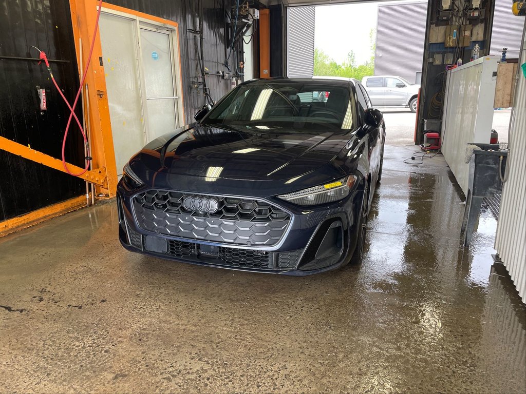 Audi A5  2025 à St-Jérôme, Québec - 1 - w1024h768px