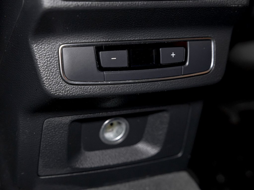 2019 Audi Q5 in St-Jérôme, Quebec - 29 - w1024h768px