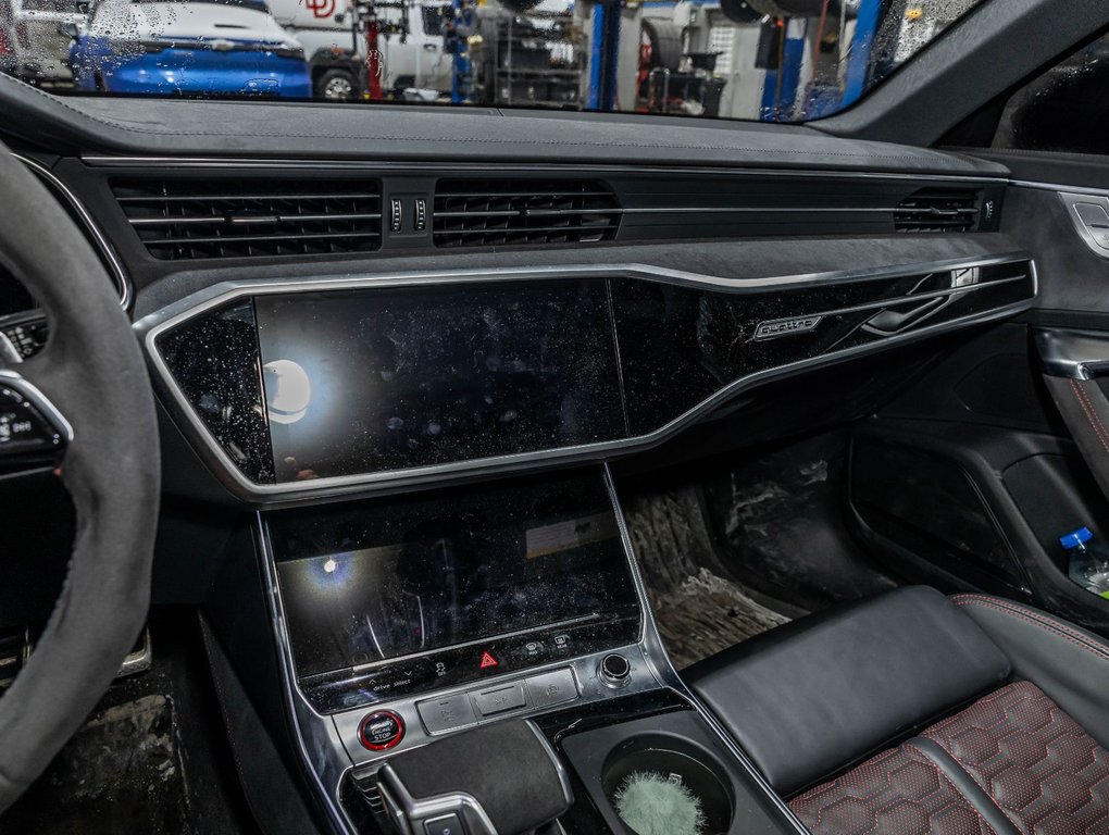 2025 Audi RS 6 Avant in St-Jérôme, Quebec - 14 - w1024h768px