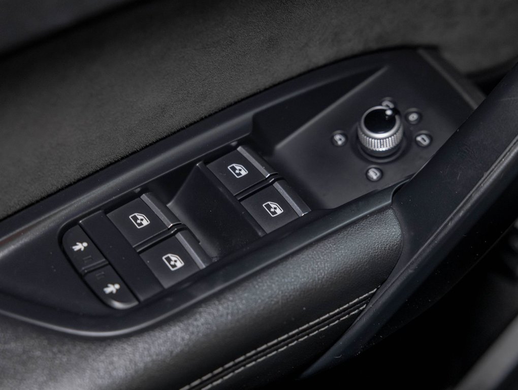 Audi SQ5  2019 à St-Jérôme, Québec - 27 - w1024h768px