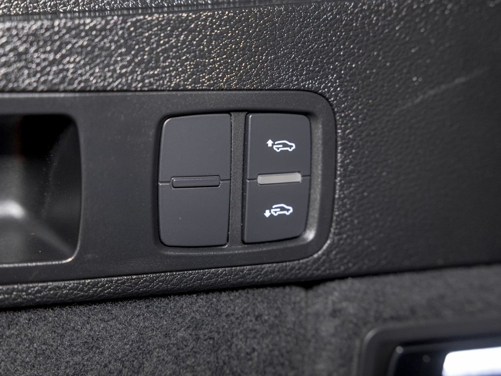 Audi SQ5  2023 à St-Jérôme, Québec - 34 - w1024h768px