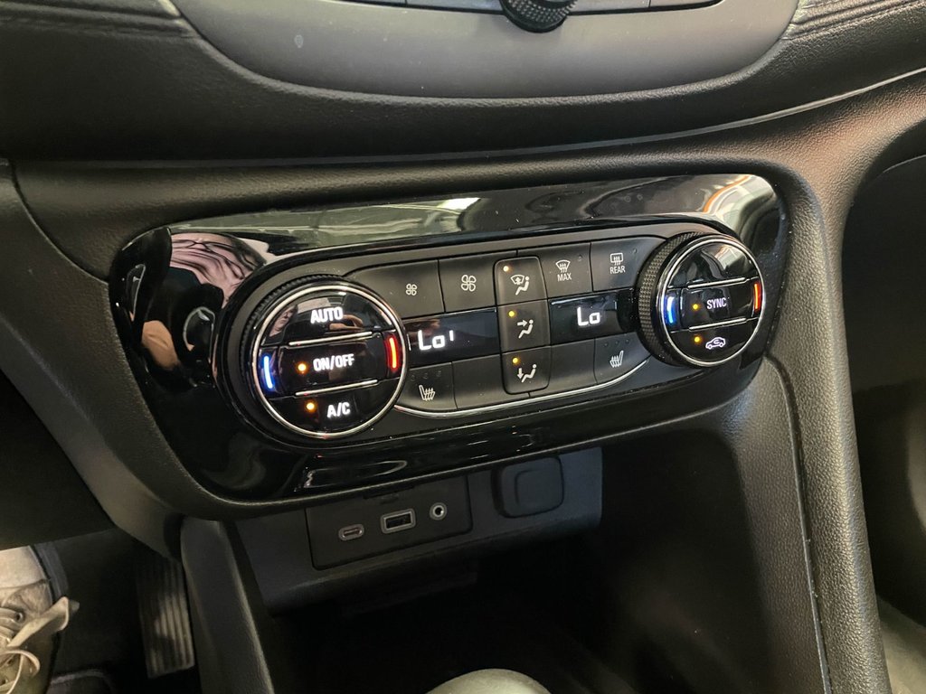 2020 Buick Encore GX in St-Jérôme, Quebec - 14 - w1024h768px
