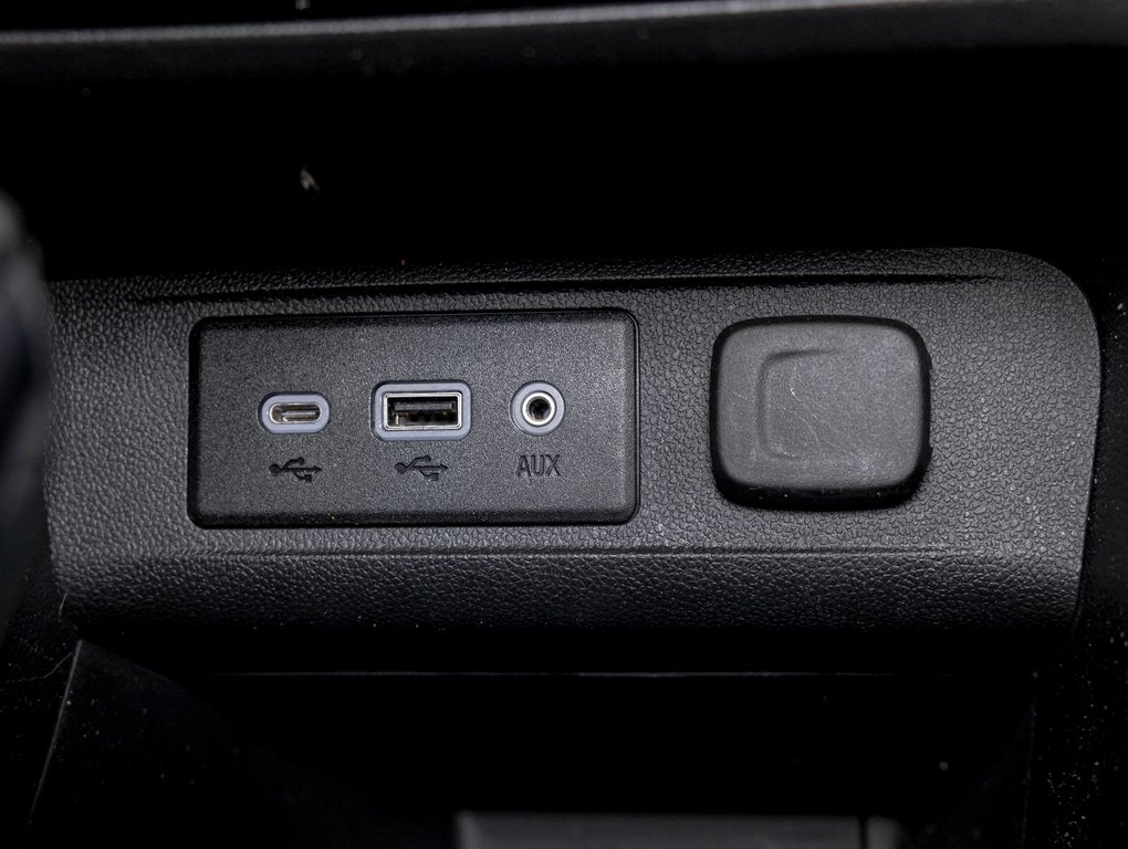 Buick Encore GX  2023 à St-Jérôme, Québec - 22 - w1024h768px