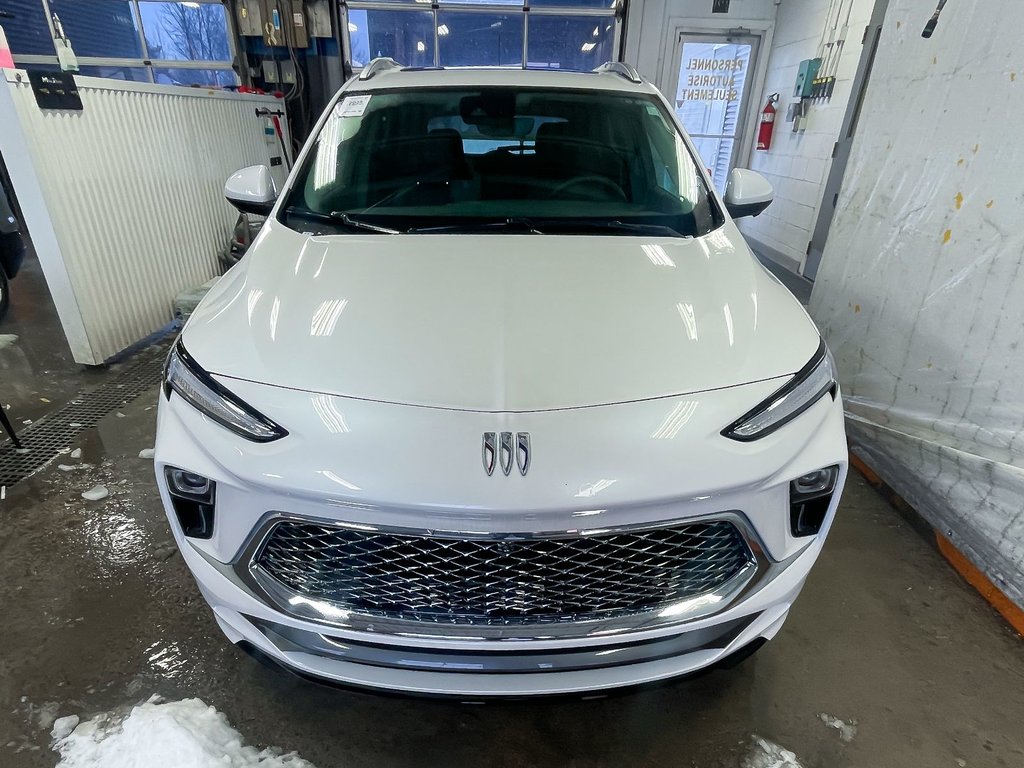 Buick Encore GX  2025 à St-Jérôme, Québec - 5 - w1024h768px