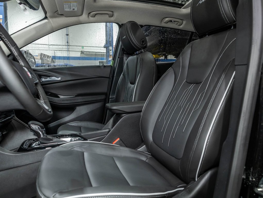 Buick Encore GX  2026 à St-Jérôme, Québec - 11 - w1024h768px