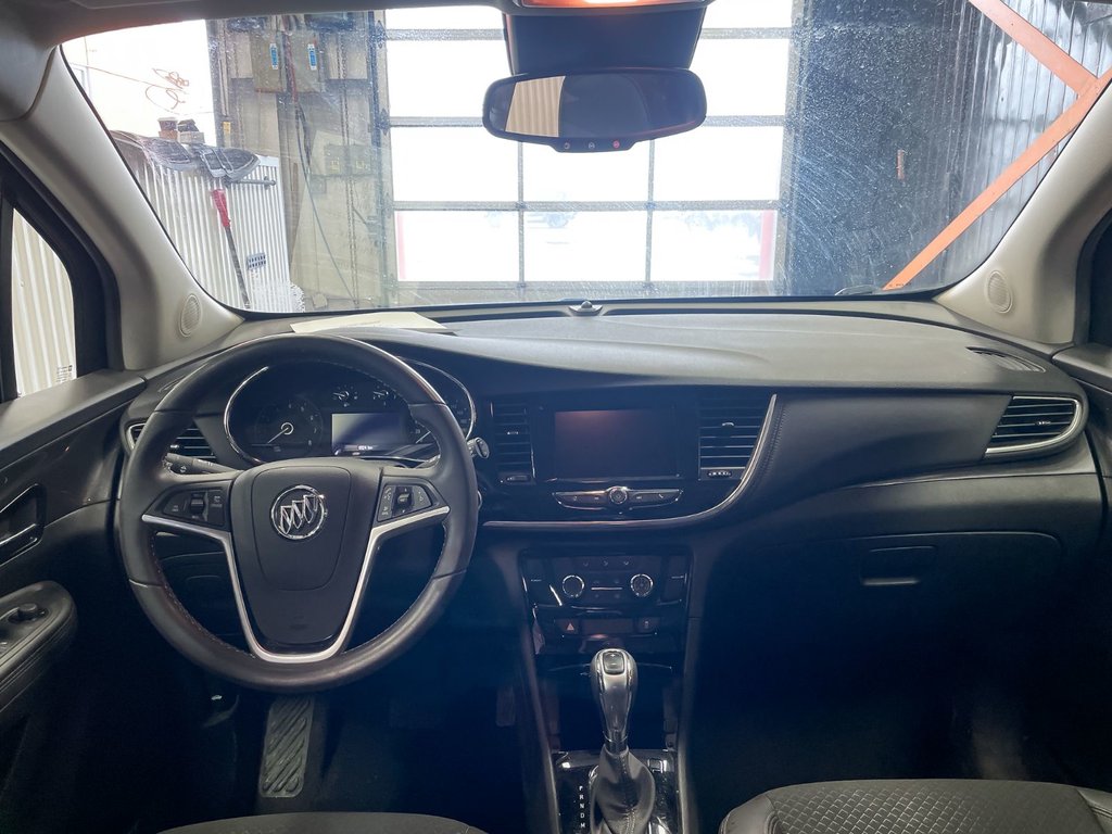 Buick Encore  2022 à St-Jérôme, Québec - 6 - w1024h768px