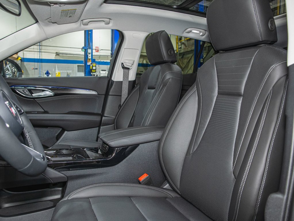 2025 Buick ENVISION in St-Jérôme, Quebec - 11 - w1024h768px