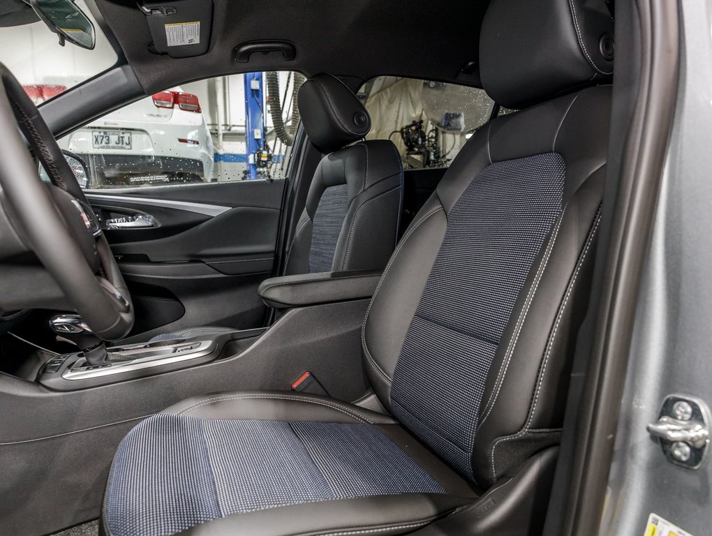 2025 Buick Envista in St-Jérôme, Quebec - 10 - w1024h768px