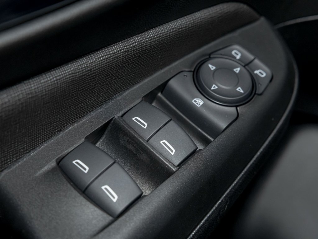 2026 Buick Envista in St-Jérôme, Quebec - 23 - w1024h768px