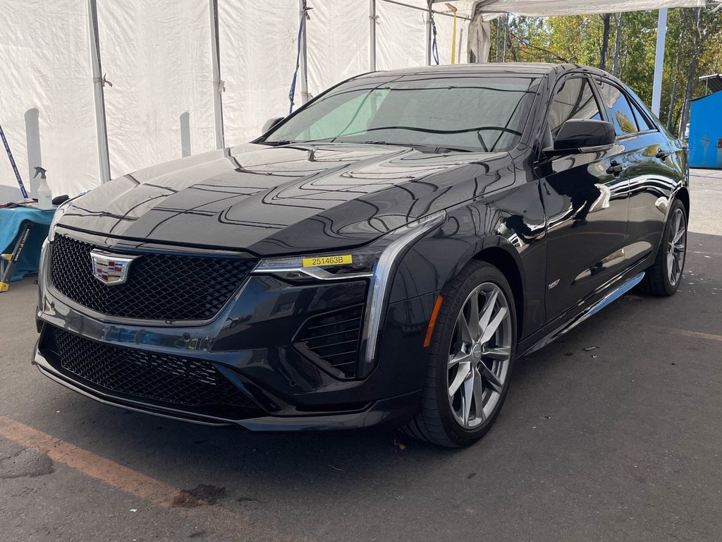 2024 Cadillac CT4-V in St-Jérôme, Quebec - 1 - w1024h768px