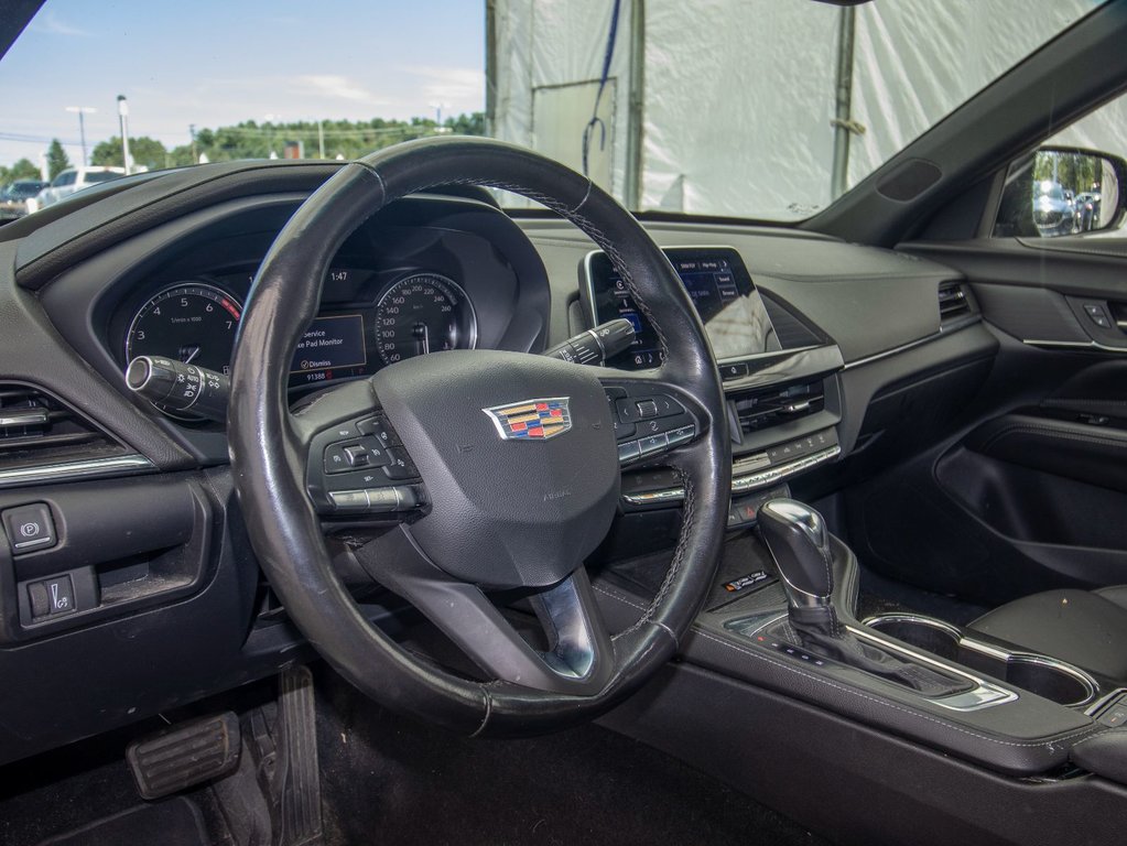 2022 Cadillac CT4 in St-Jérôme, Quebec - 3 - w1024h768px