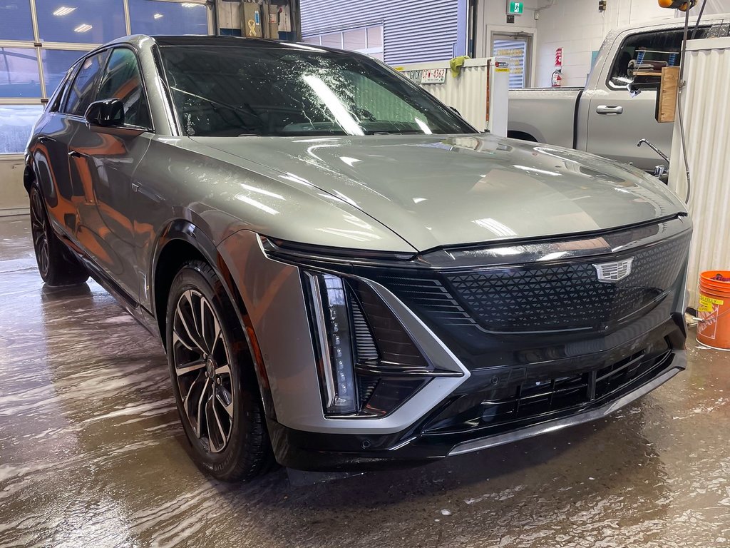 2024 Cadillac LYRIQ in St-Jérôme, Quebec - 12 - w1024h768px