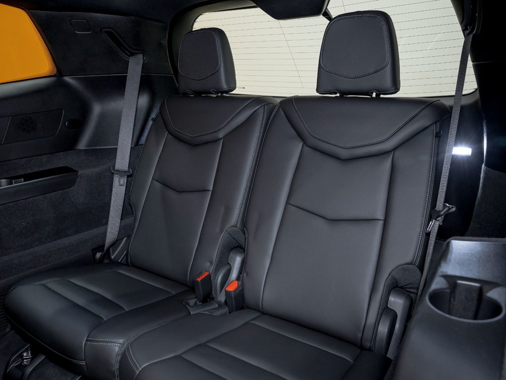 2023 Cadillac XT6 in St-Jérôme, Quebec - 33 - w1024h768px