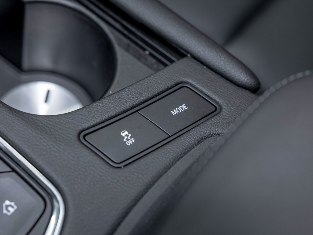 2023 Cadillac XT6 in St-Jérôme, Quebec - 24 - w1024h768px