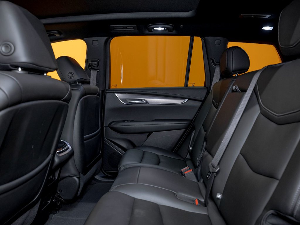 2023 Cadillac XT6 in St-Jérôme, Quebec - 31 - w1024h768px