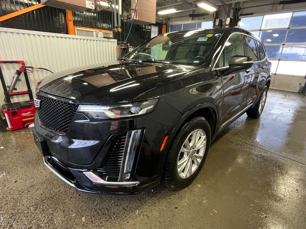 Cadillac XT6  2023 à St-Jérôme, Québec - 1 - w1024h768px