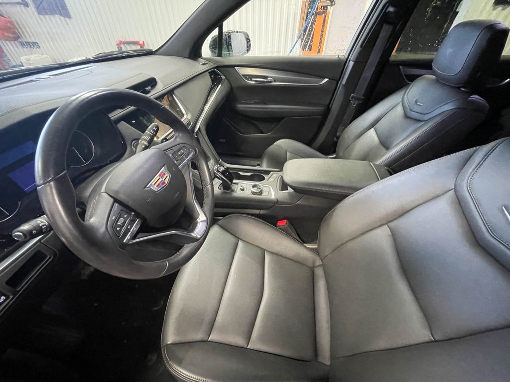 Cadillac XT6  2023 à St-Jérôme, Québec - 4 - w1024h768px