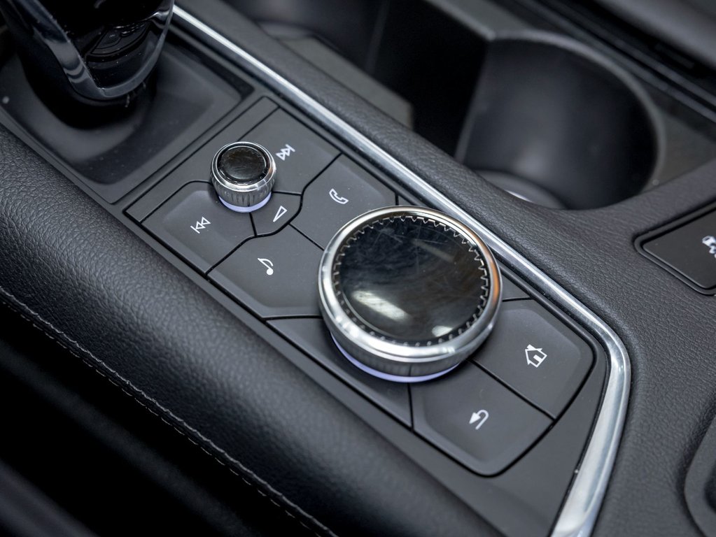 2023 Cadillac XT6 in St-Jérôme, Quebec - 26 - w1024h768px