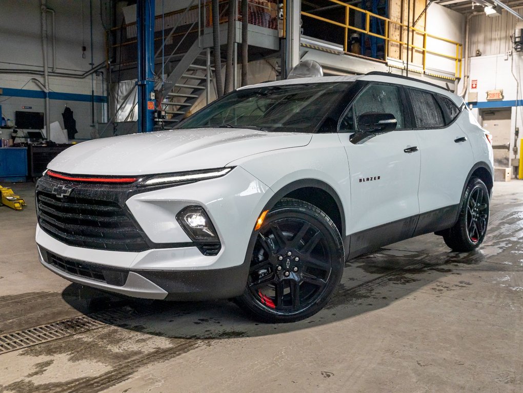 Chevrolet Blazer  2025 à St-Jérôme, Québec - 1 - w1024h768px