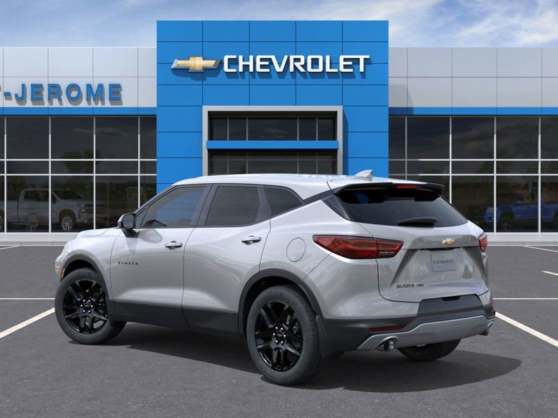 Chevrolet Blazer  2025 à St-Jérôme, Québec - 3 - w1024h768px