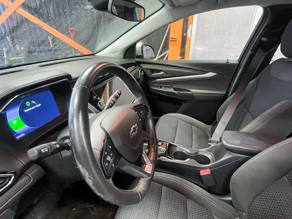 2022 Chevrolet Bolt EUV in St-Jérôme, Quebec - 3 - w1024h768px