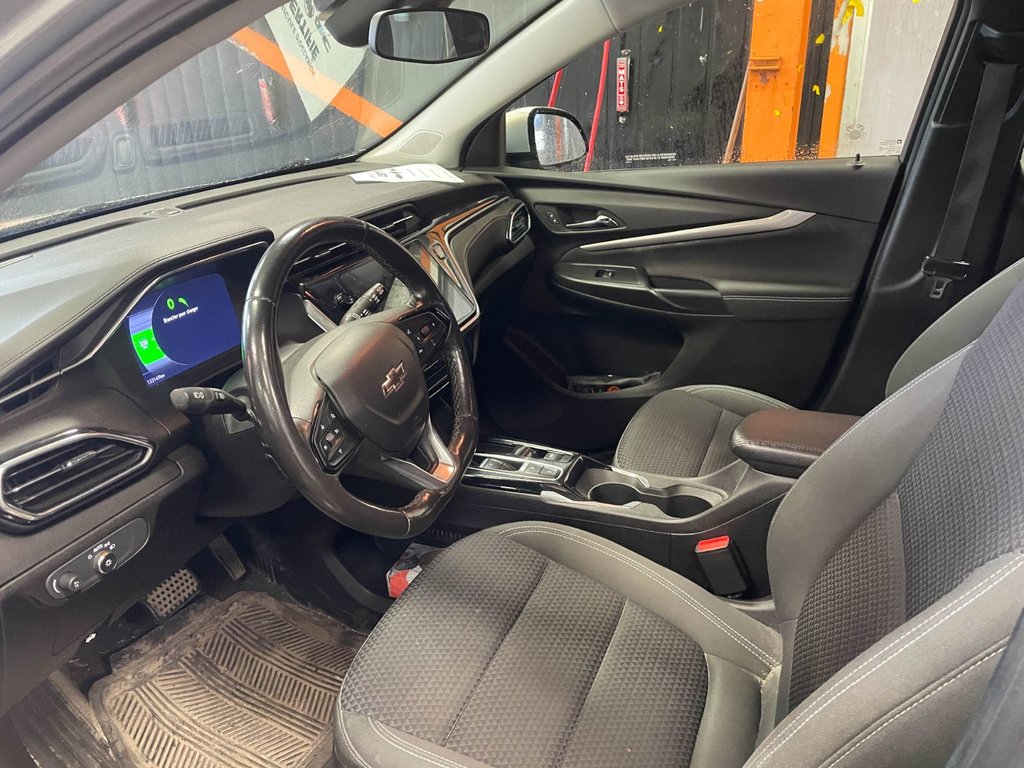 2022 Chevrolet Bolt EUV in St-Jérôme, Quebec - 3 - w1024h768px