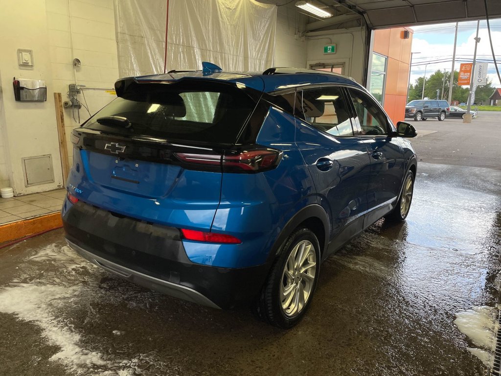 2022 Chevrolet Bolt EUV in St-Jérôme, Quebec - 8 - w1024h768px