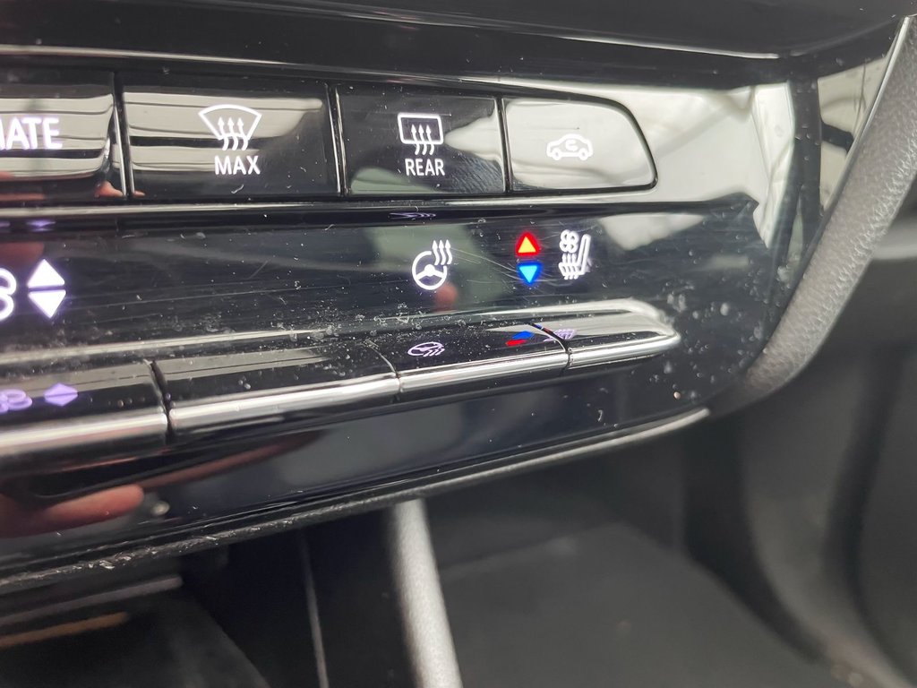 2023 Chevrolet BOLT EUV in St-Jérôme, Quebec - 16 - w1024h768px