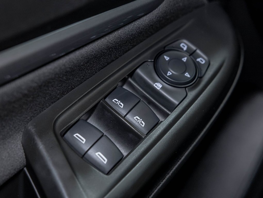 Chevrolet Bolt EUV  2023 à St-Jérôme, Québec - 24 - w1024h768px