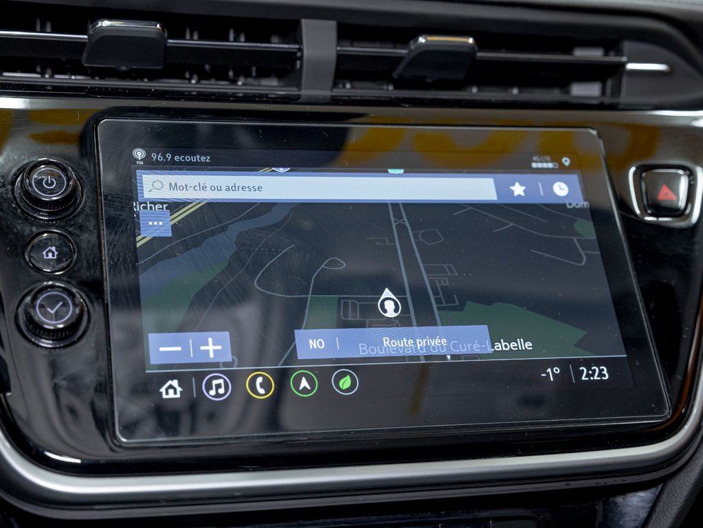 2023 Chevrolet Bolt EUV in St-Jérôme, Quebec - 17 - w1024h768px