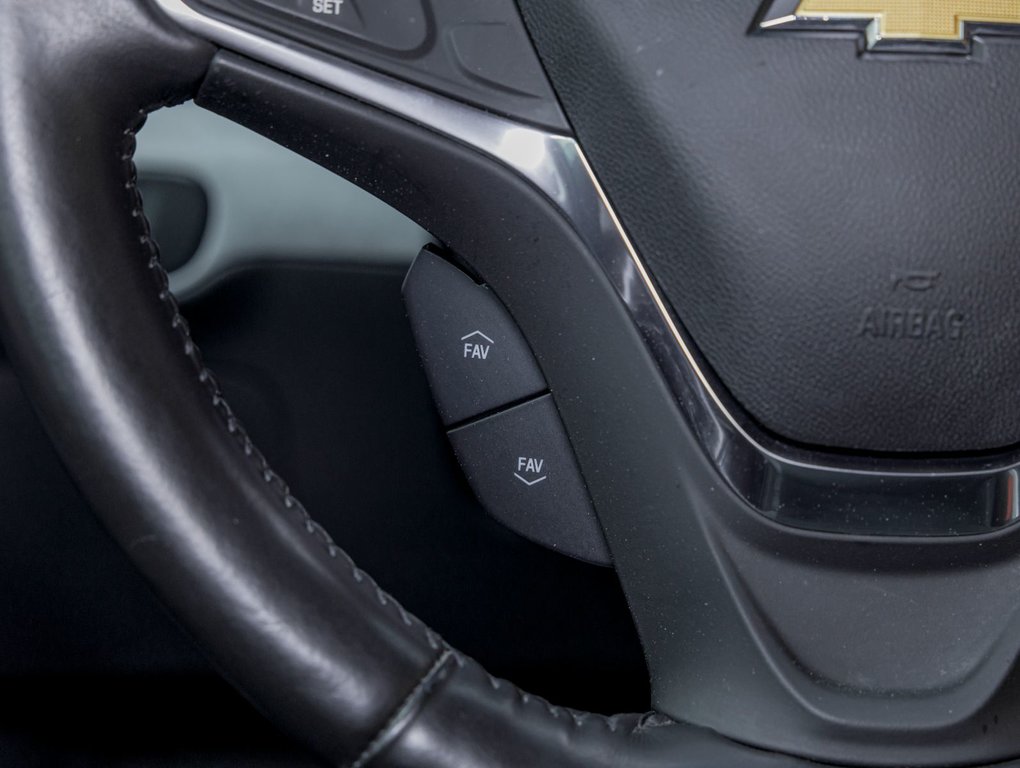 2021 Chevrolet Bolt EV in St-Jérôme, Quebec - 15 - w1024h768px