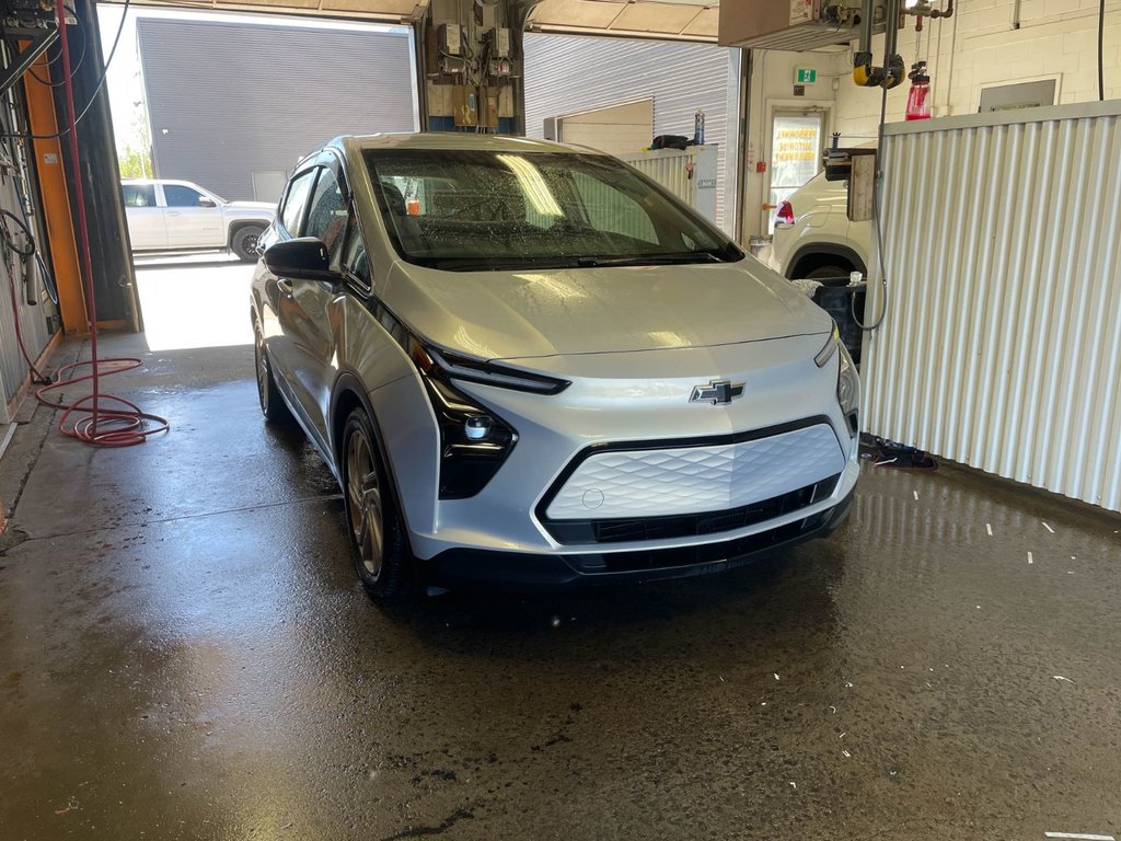 2022 Chevrolet Bolt EV in St-Jérôme, Quebec - 9 - w1024h768px