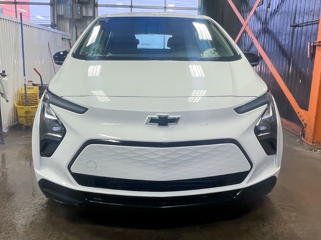 2023 Chevrolet Bolt EV in St-Jérôme, Quebec - 4 - w1024h768px