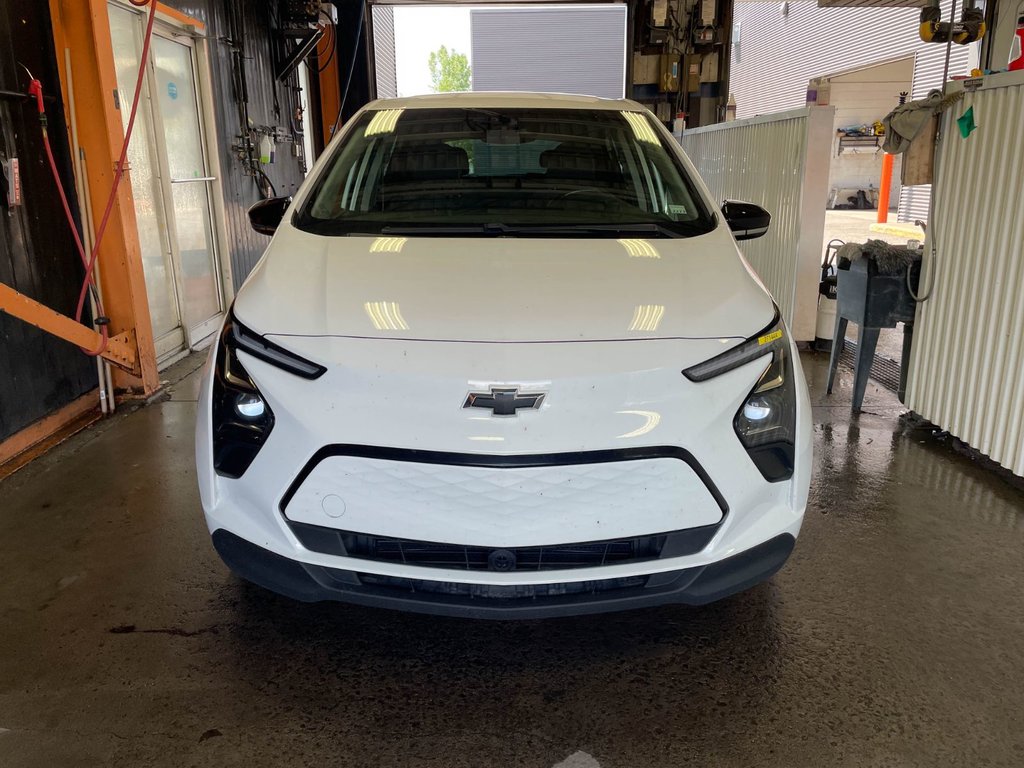 2023 Chevrolet Bolt EV in St-Jérôme, Quebec - 3 - w1024h768px