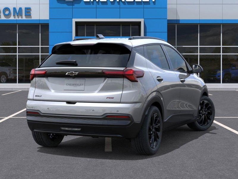 2027 Chevrolet Bolt in St-Jérôme, Quebec - 4 - w1024h768px