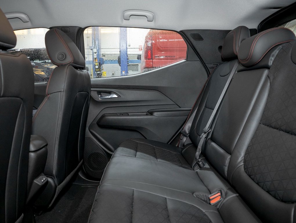 2027 Chevrolet Bolt EV in St-Jérôme, Quebec - 27 - w1024h768px