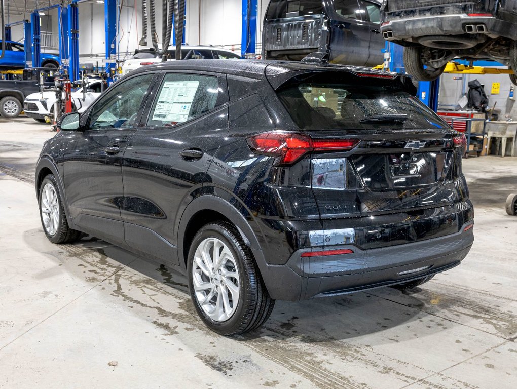 2027 Chevrolet Bolt EV in St-Jérôme, Quebec - 6 - w1024h768px