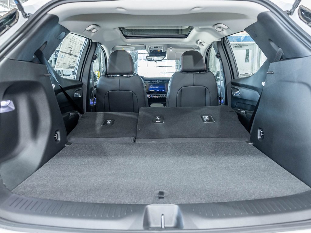 2027 Chevrolet Bolt in St-Jérôme, Quebec - 25 - w1024h768px