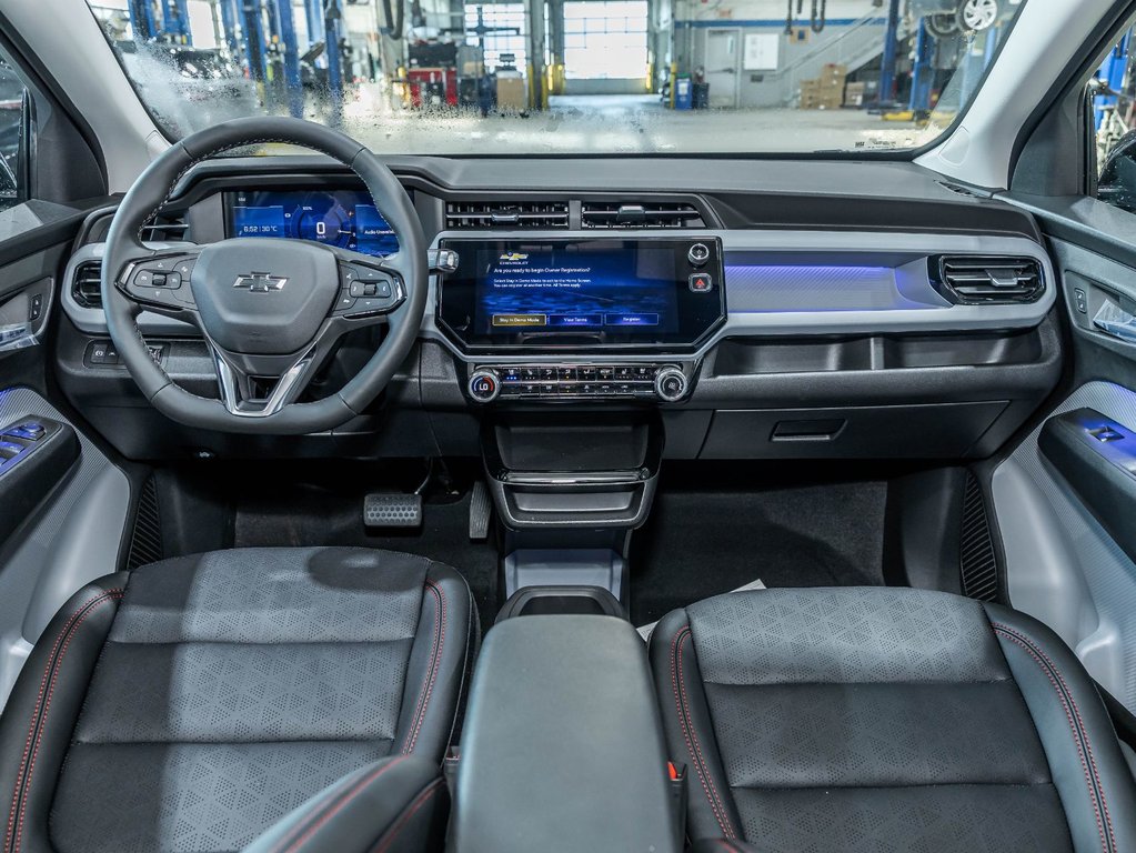 2027 Chevrolet Bolt in St-Jérôme, Quebec - 4 - w1024h768px