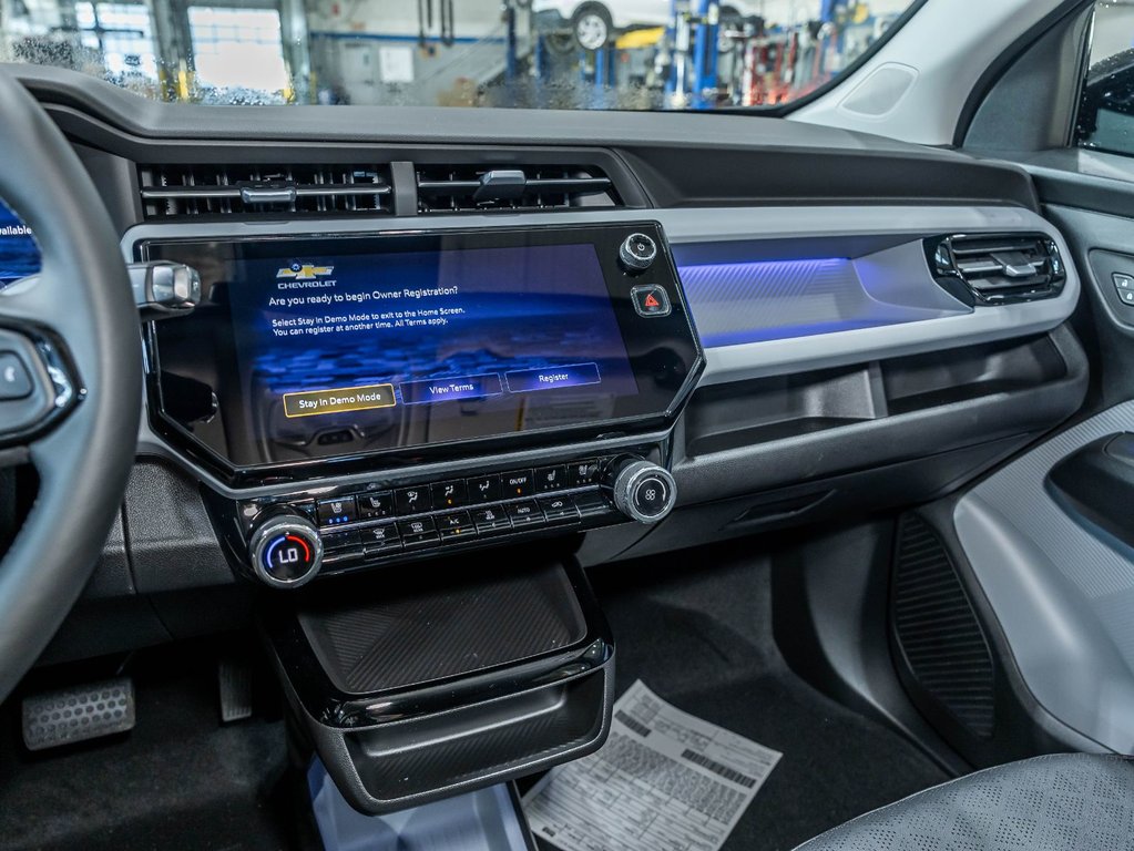 2027 Chevrolet Bolt in St-Jérôme, Quebec - 19 - w1024h768px