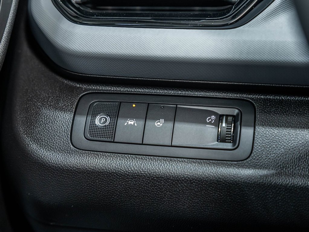 2027 Chevrolet Bolt in St-Jérôme, Quebec - 23 - w1024h768px